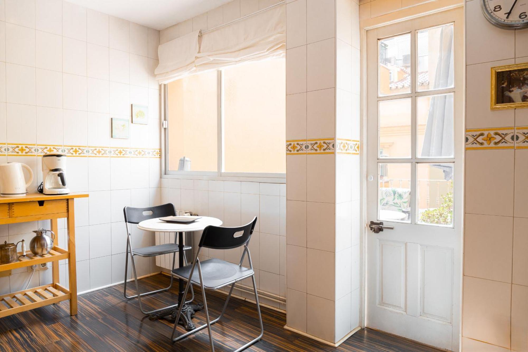 C92 - Rustic Two Bedrooms Apartment With Terrace Málaga Exterior foto